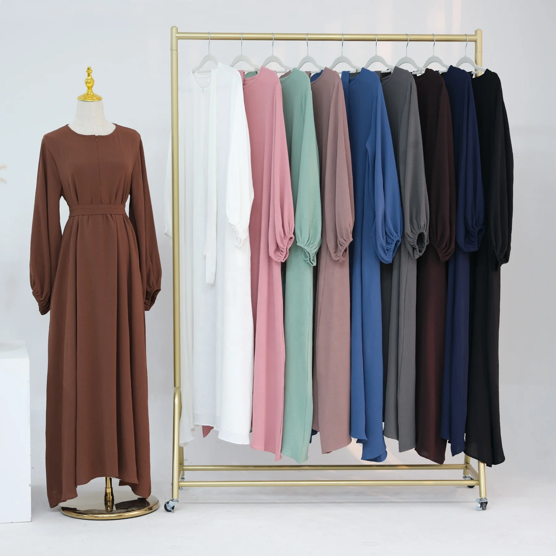 Loriya Modest Dresses Crepe Fabric Solid Color Long Sleeves Dubai Abaya Women Muslim Dress with Front Zipper islamic Clothing