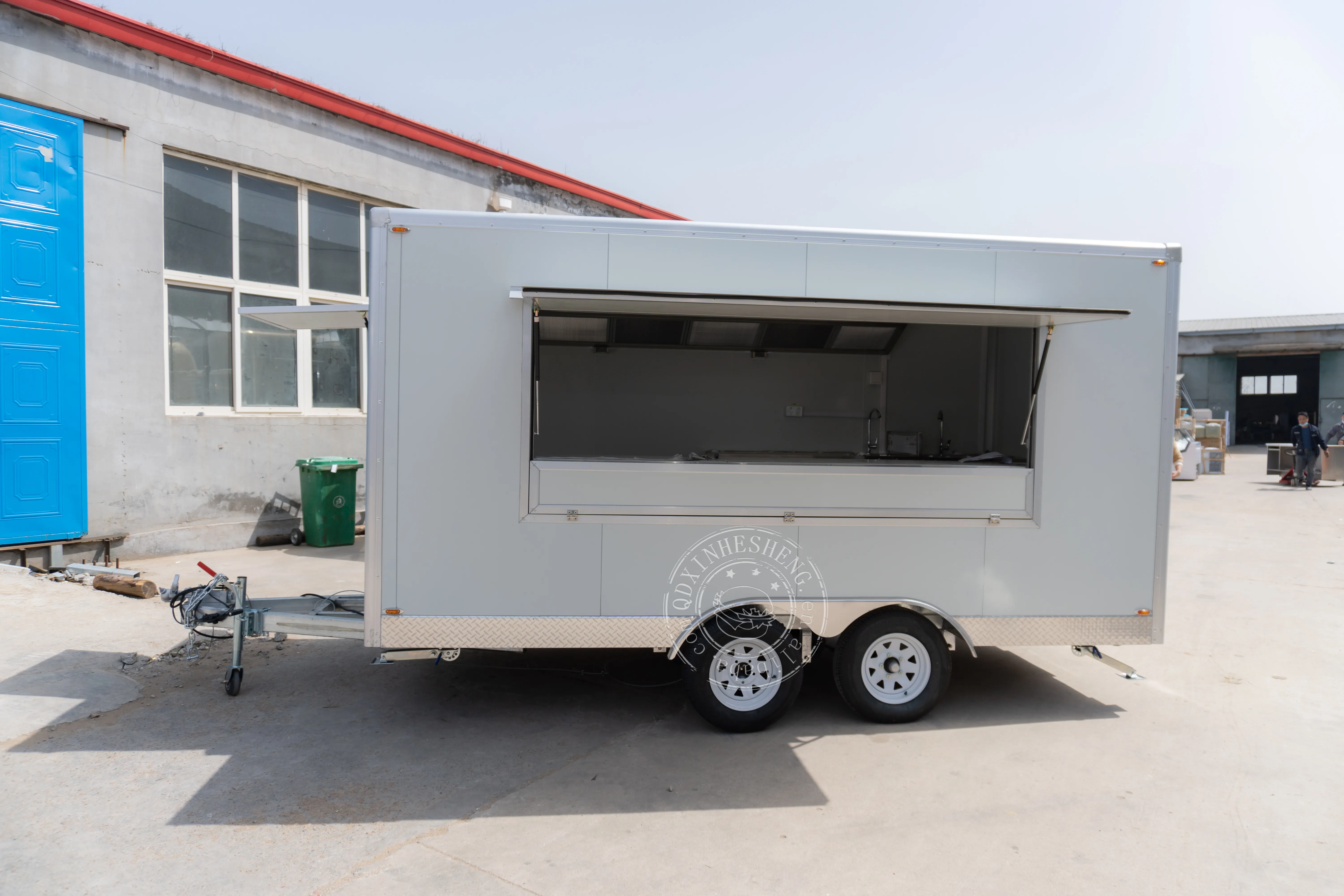 Food Van / Mobile Food Trailer / Food Truck Party Bus New Designed Multifunctional Street Outdoor Customized