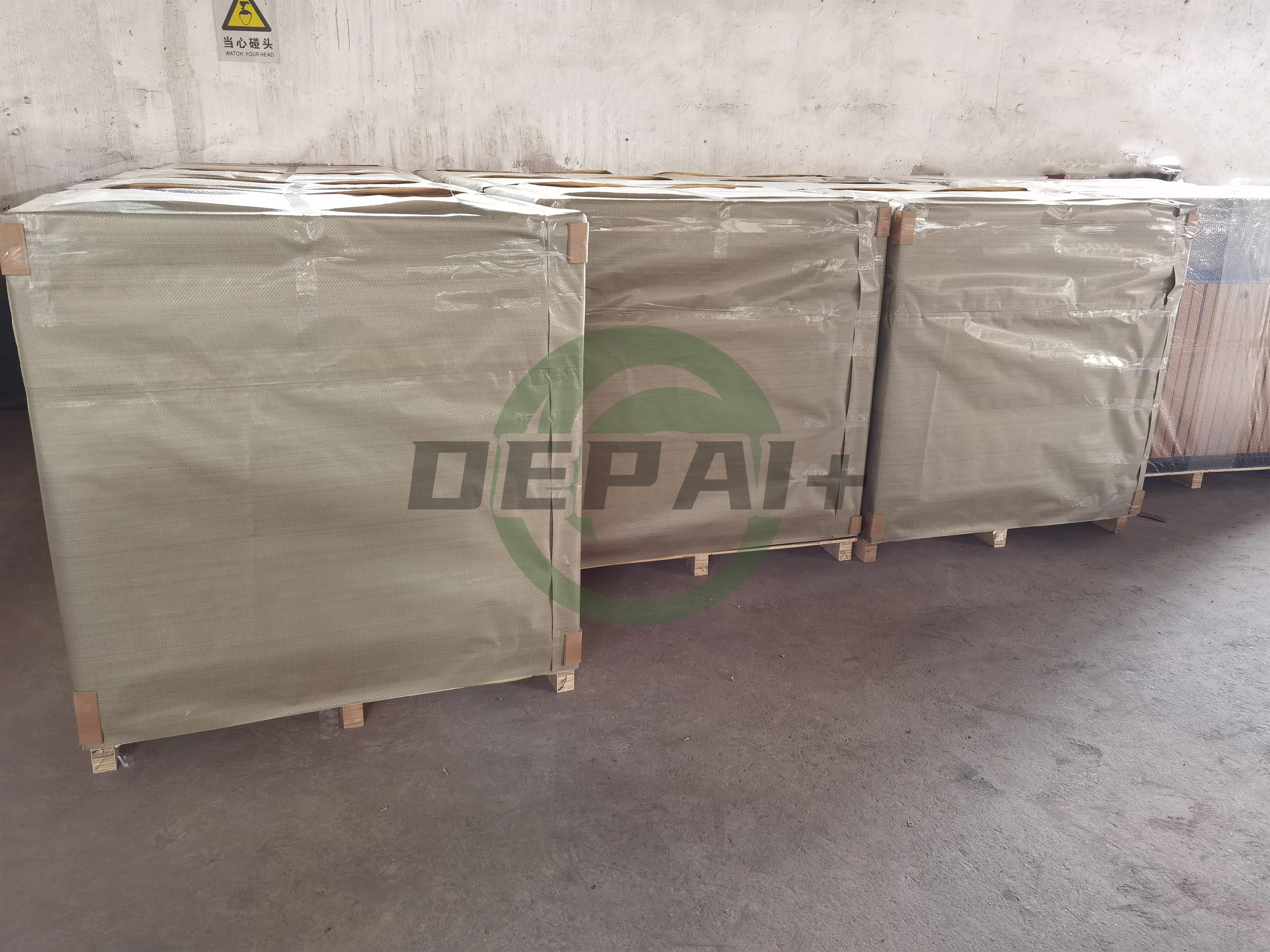 European WPC Style Outdoor Metal 3 Compartments Waste Recycling Trash Cans for Streets