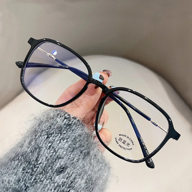 Newest Design TR90 Anti Blue Light Glasses Personalized Large Frame Flat Lens Women Custom Myopia Frame Glasses