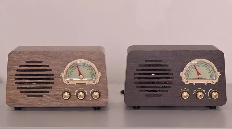 Wooden Vintage wireless Analog Radio with AM FM BT