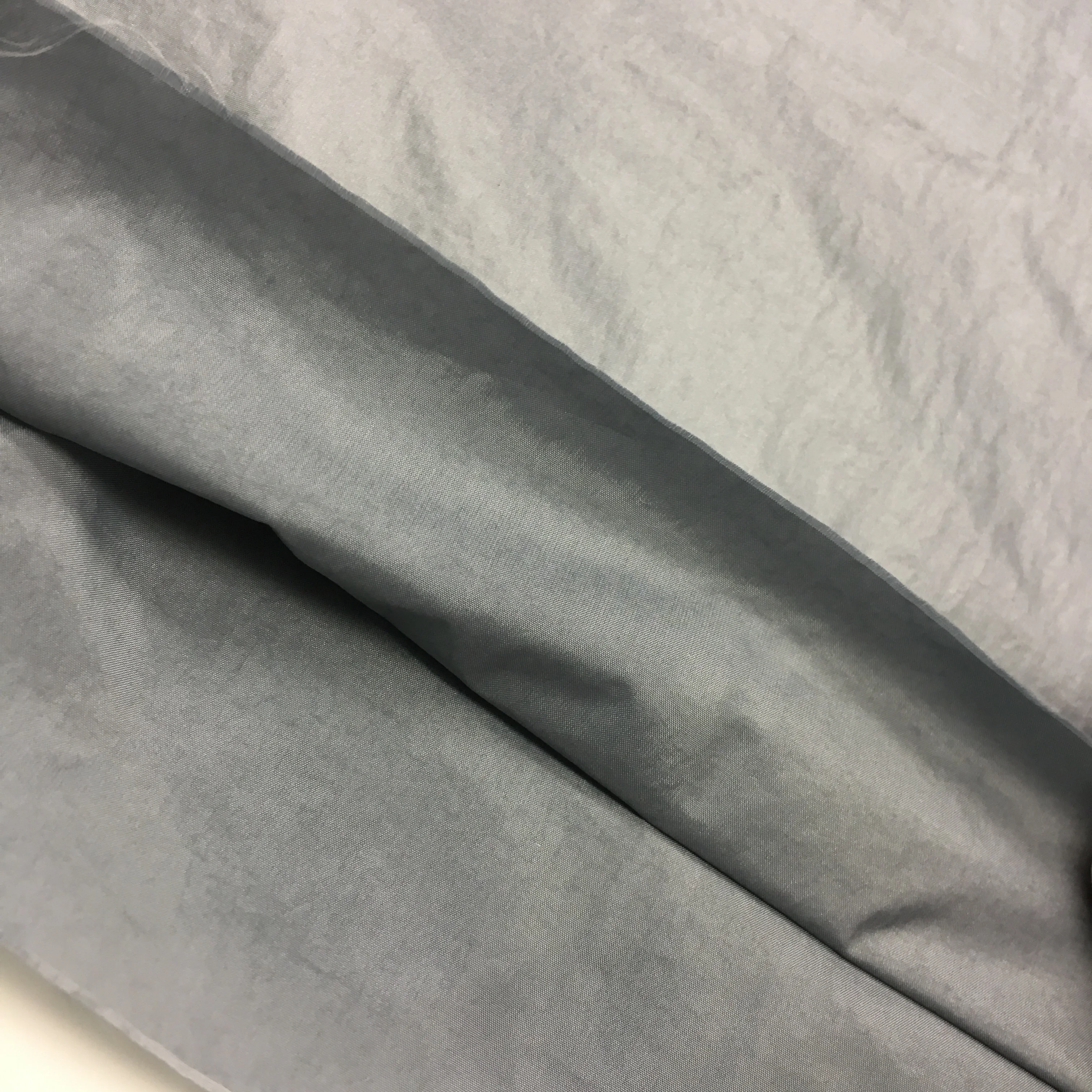 Polyamide nylon taffeta fabric 380T double layer shiny tube fabric no downbag down proof cire
