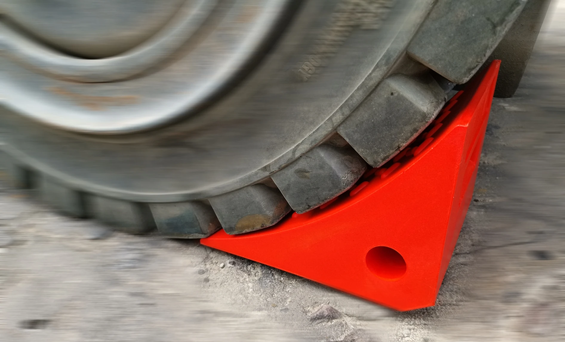 Indonesia hot sales Pu light duty  wheel chocks car tire stopper cheap wheel chock