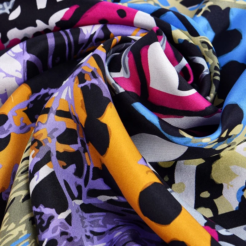 Custom Print Silk Scarves Luxury Custom Printing Design 100% Mulberry Silk Scarf 90*90 Silk Scarf for Women