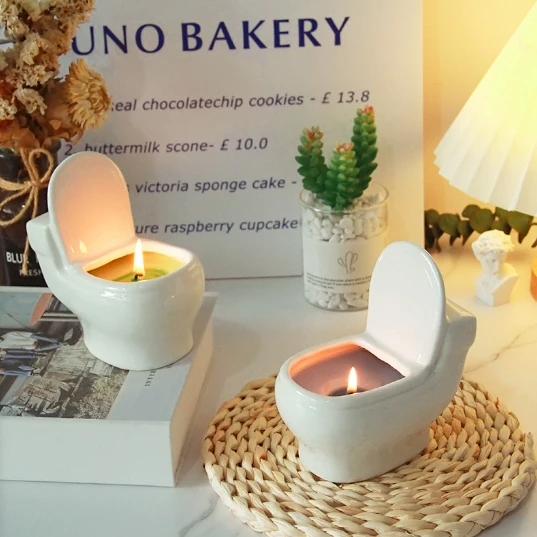 Quirky Customized Toilet-themed Scented Candles Handcrafted from Paraffin Wax with Decorative Aromatherapy Fragrance