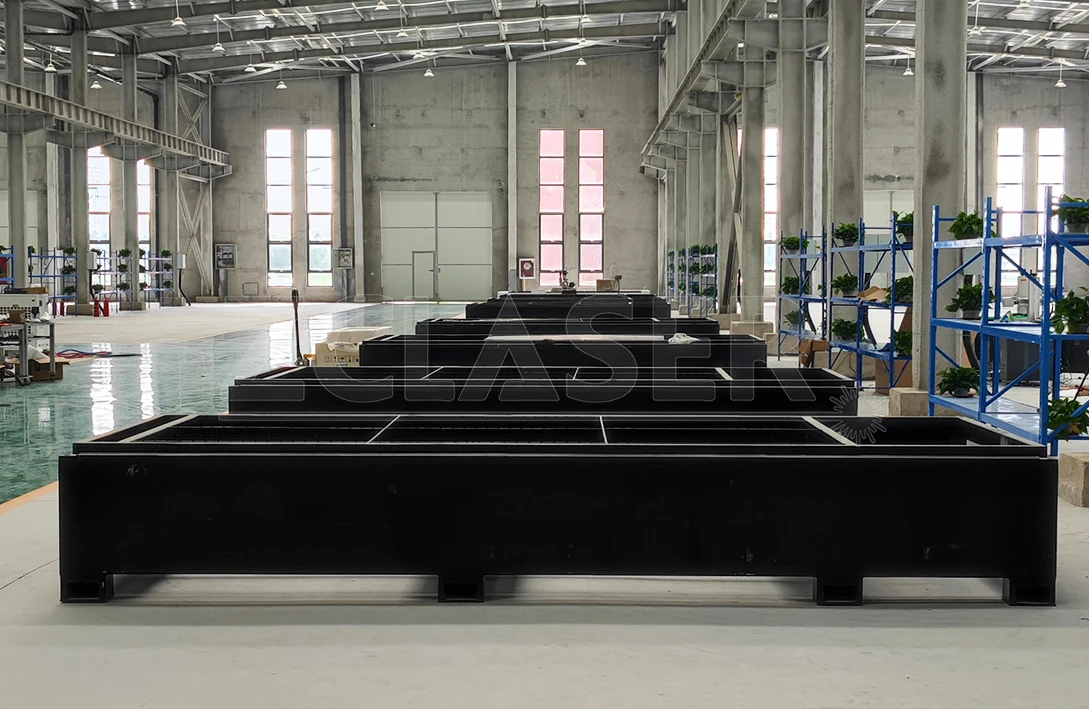 Fiber Laser Cutting Machine 1000W 2000W 3000W Industry CNC Metal Sheet Cutter Stainless Steel / Aluminum / Copper / Iron