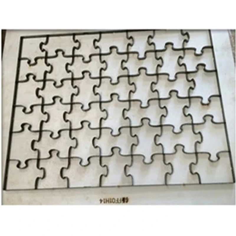 High Quality Laser Cut Pine Wood Moulding