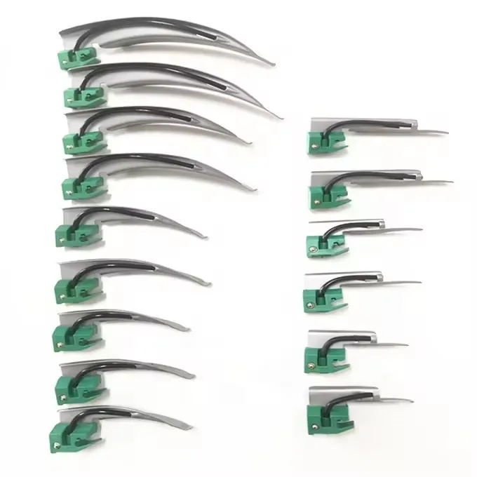 Laryngoscope set, a collection of laryngoscopes for infants, adolescents and adults