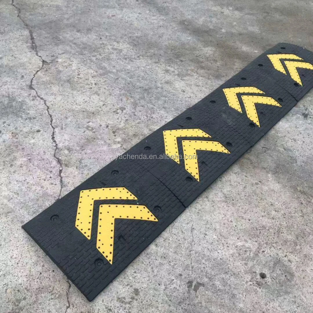 
CE RoHs 500*300*400mm rubber plastic speed bump, speed reduction hump, Traffic road ramp 