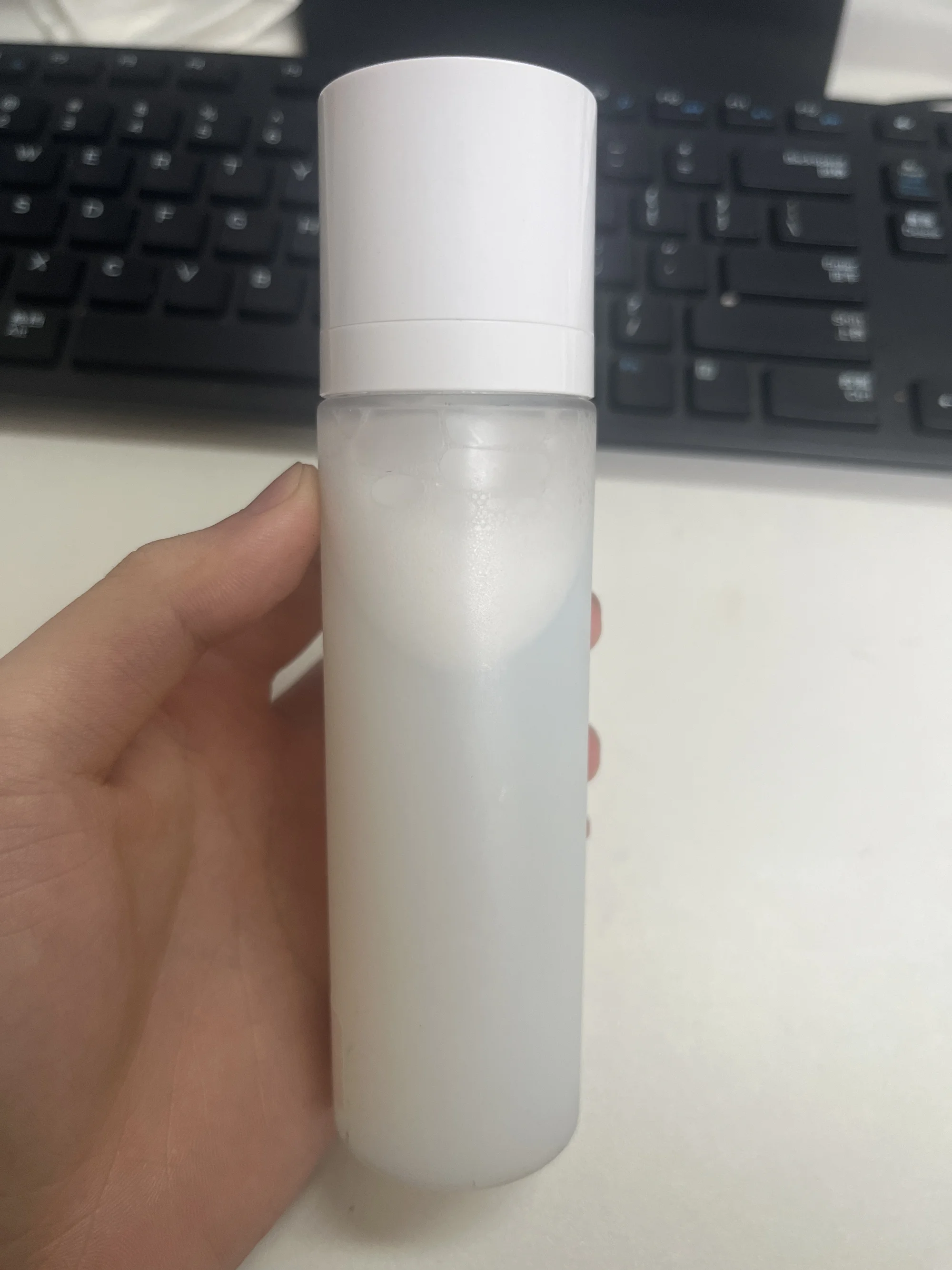 Cruelty free private label matte vegan shimmer waterproof quick dry makeup setting spray