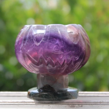 Wholesale Natural Crystal and Gemstone Hand Carved Pumpkins Candleholder For Halloween Decoration