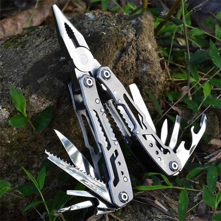 Multi-tool Knife Pliers Pocket Knives Saw Kit Survival Folding Multi Tool with Screwdriver Bits Set for Emergency Survival