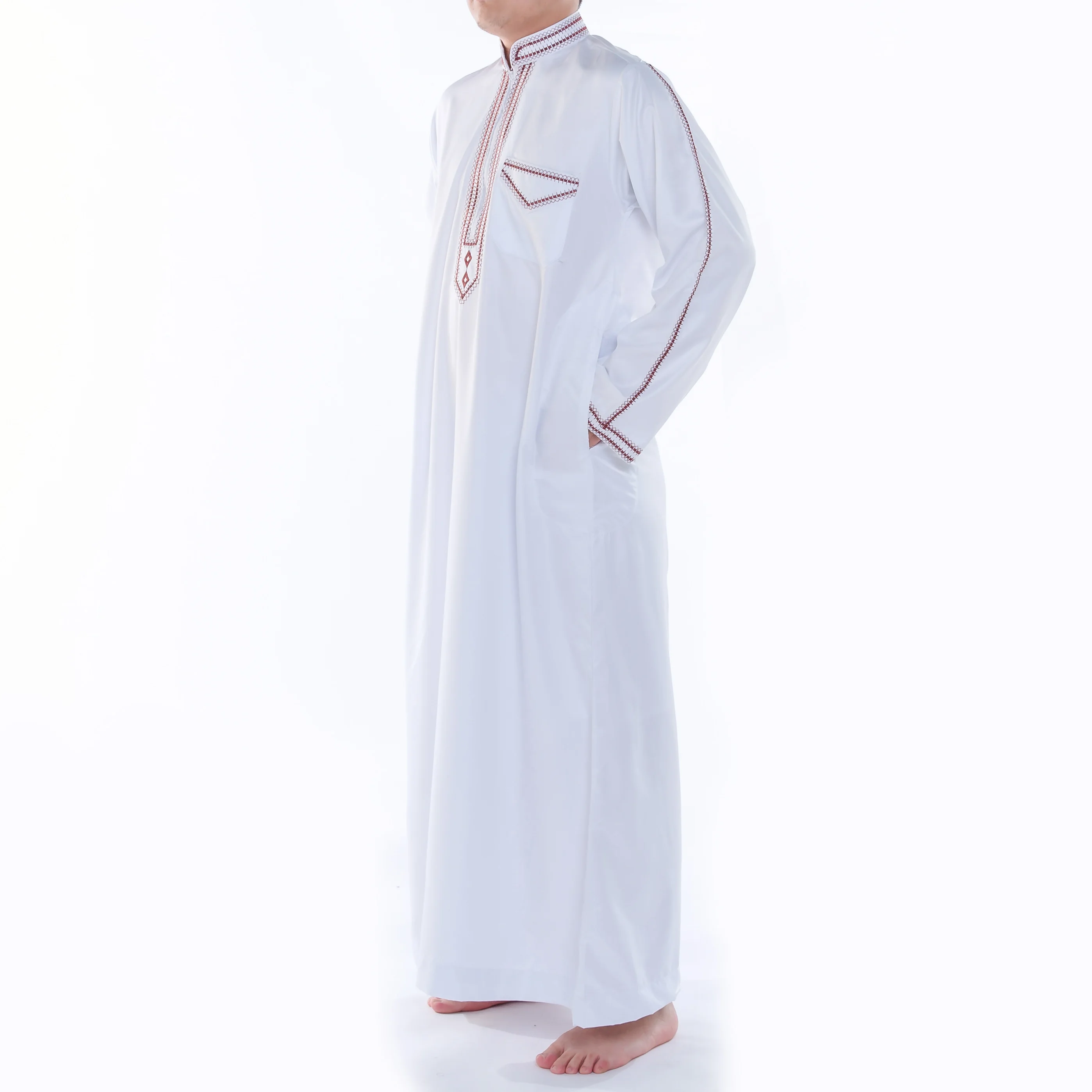 Premium Quality Islamic Men Long Robe Muslim Embroidery Men Round Neck Arabian Robe