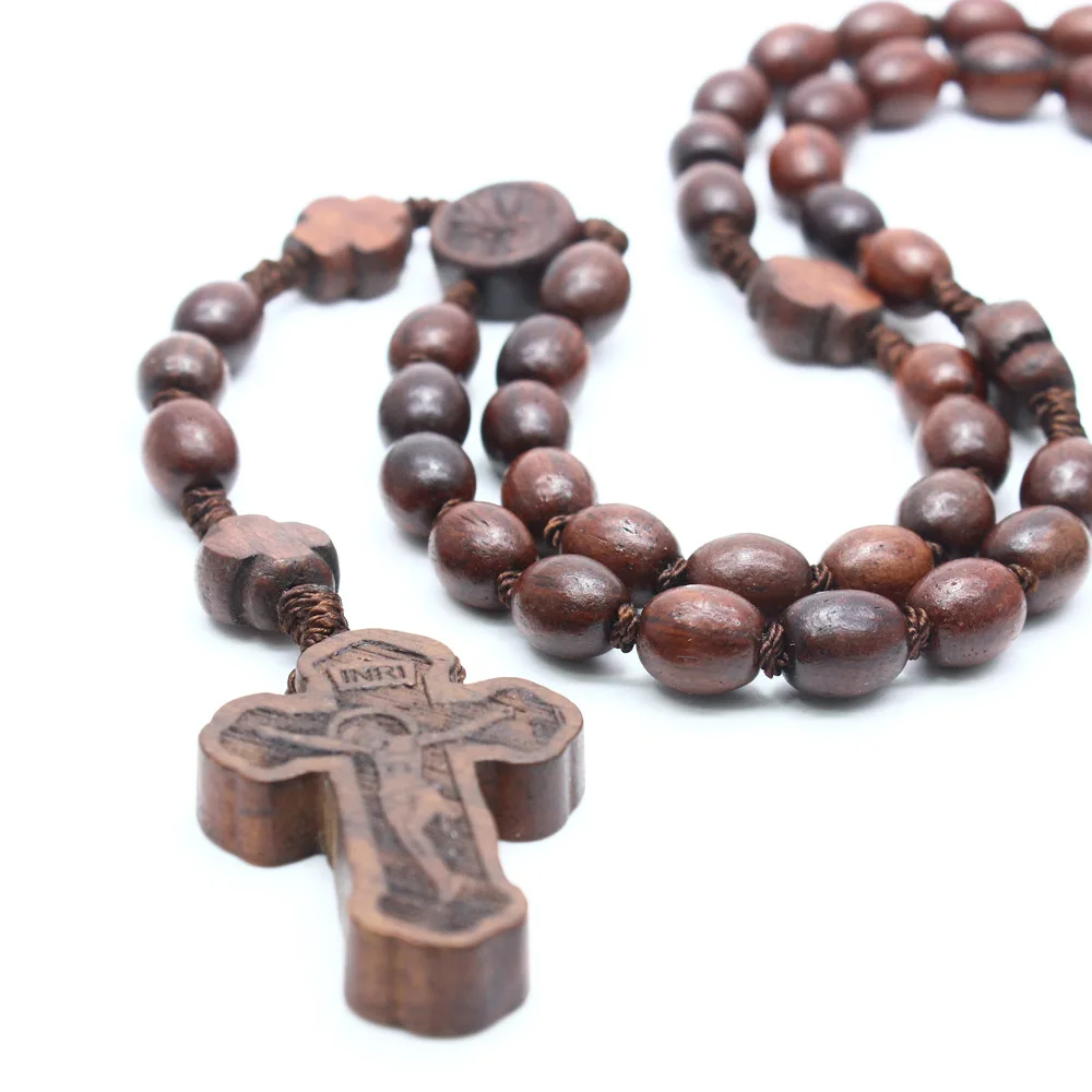 2024 New Wholesale cheap rosary wooden catholic beads religious rosary with cross jesus pendant necklace
