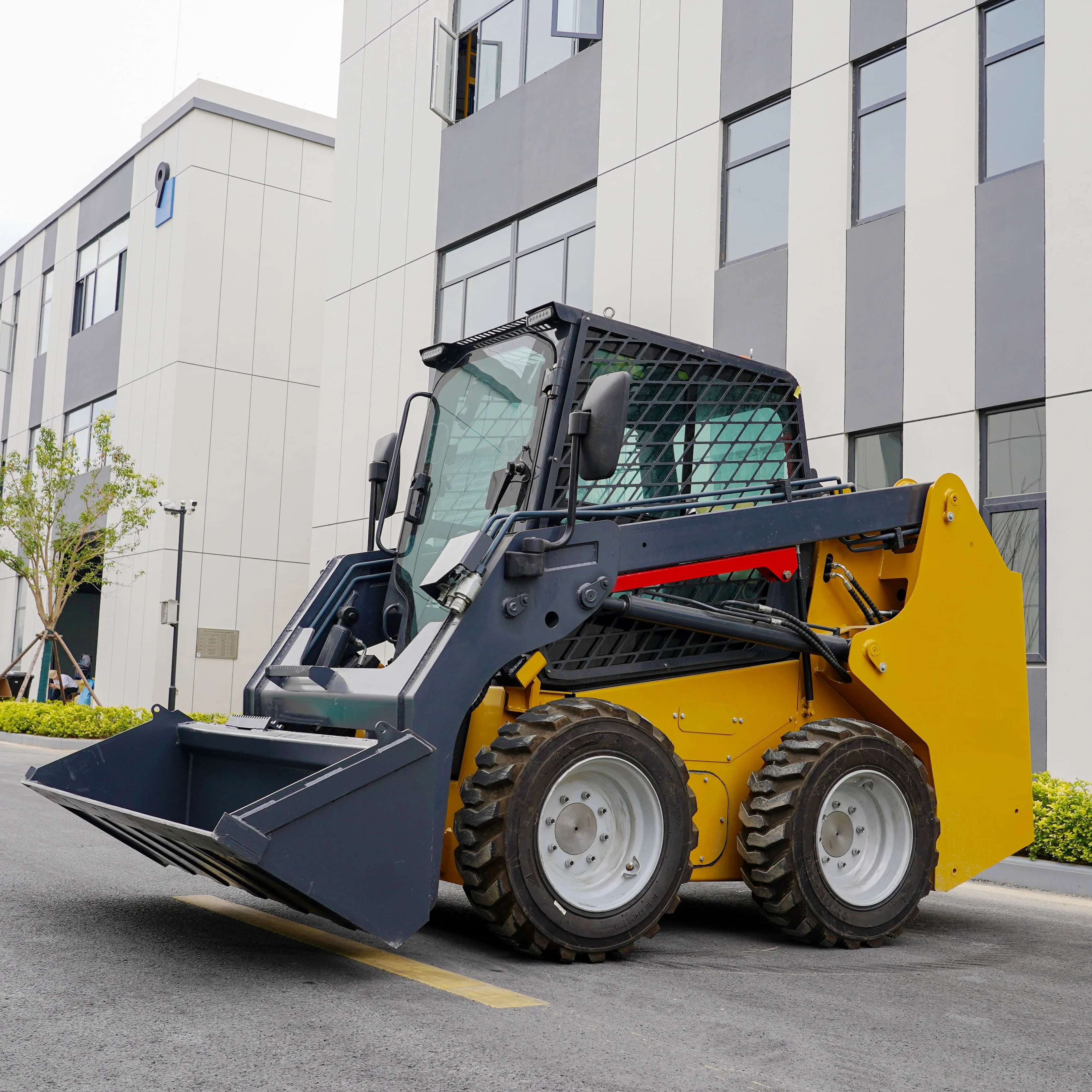 Free Shipping Cheap Epa Cummins Engine Wheel Loader skid loader broom Diesel 800KG 1000KG Export USA