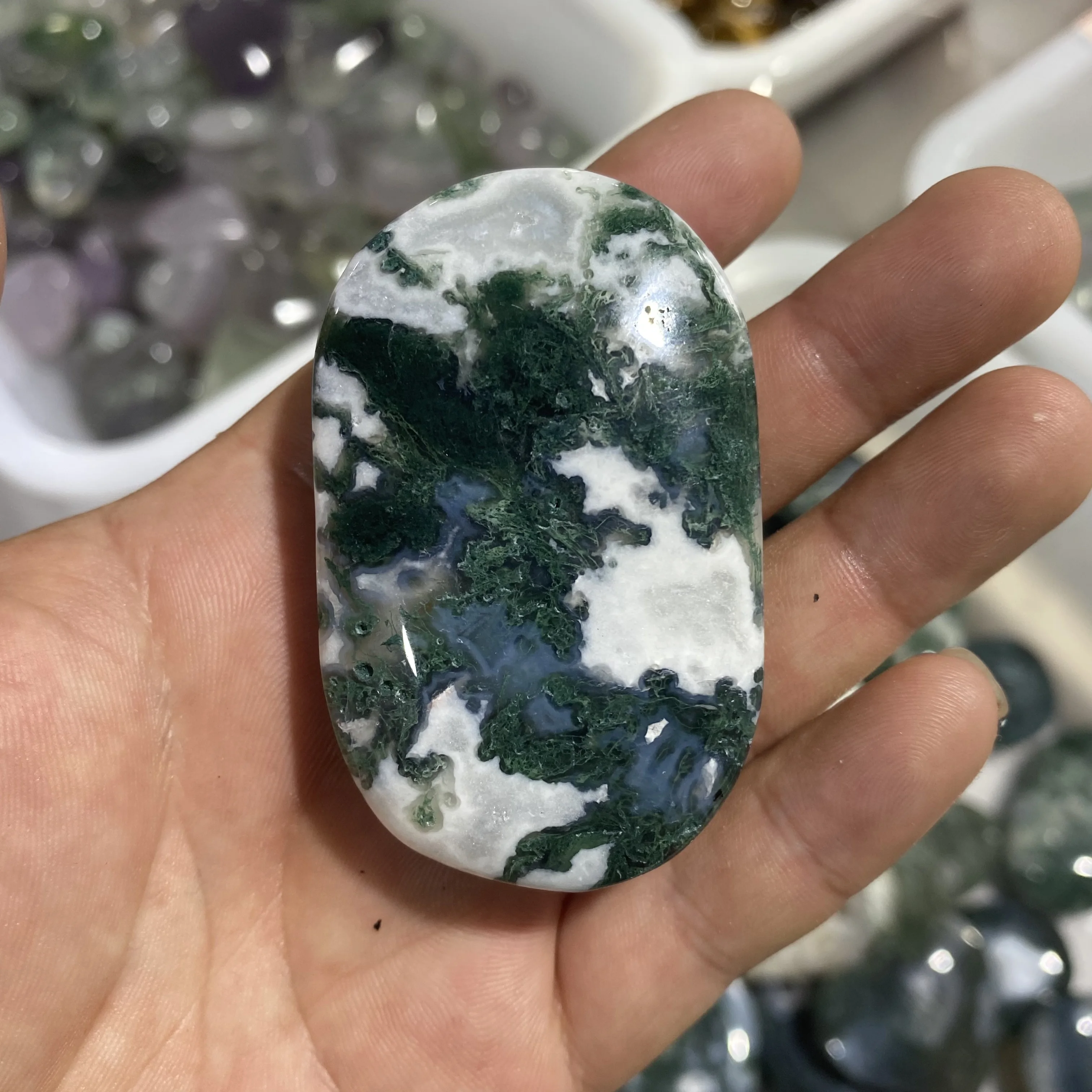 Wholesale Natural Gemstone High Quality Quartz Stone Moss Agate Palm For Decoration