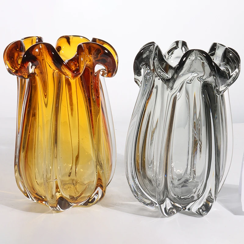 Popular Selling Bulk Wholesale Handmade Flower Glass Terrarium for Tabletop Plant Planter Vase