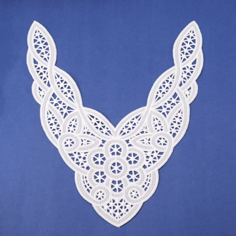 2023 Top Quality White Applique Lace 100% Polyester V-neck Decoration Embroidery Laces Soft Collar For Garment Accessory