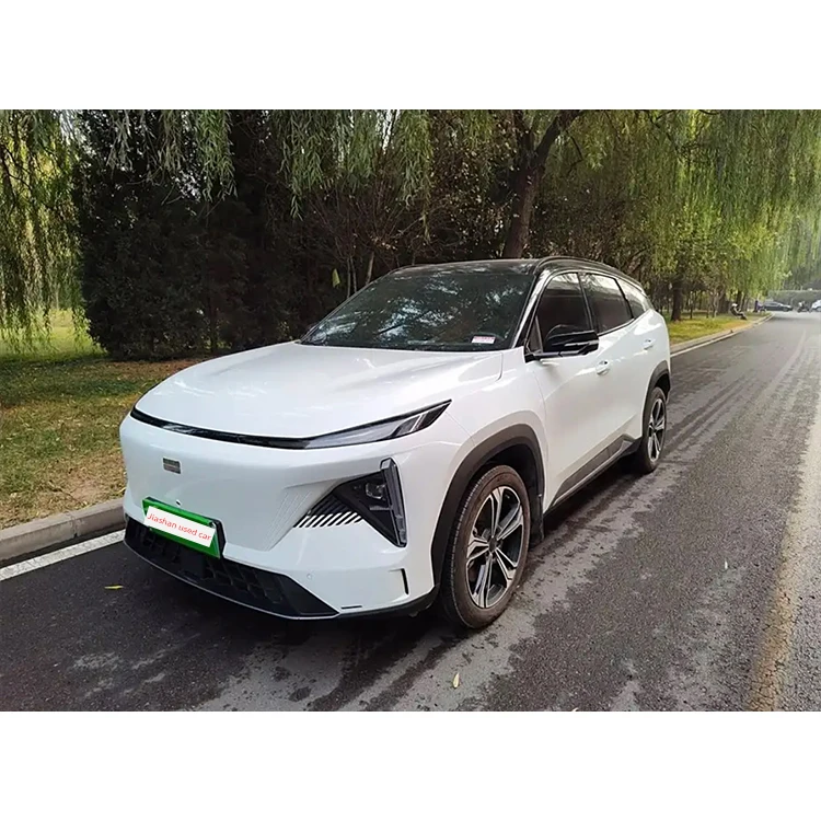 Подержанный 2023 Geely Galaxy L7 5-местный гибридный автомобиль электрический внедорожник электромобиль дешевый Левый ручной привод