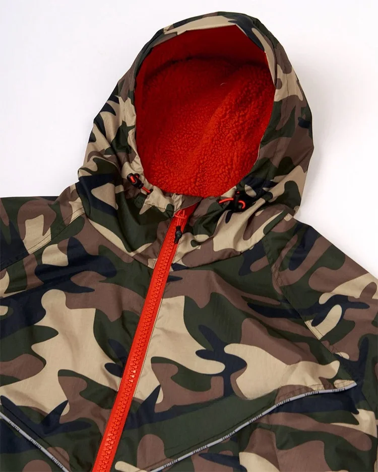 Customized Camouflage Printing Changing Jacket Recycled Thick Hooded Waterproof Unisex Warm Beach Changing Robe Poncho
