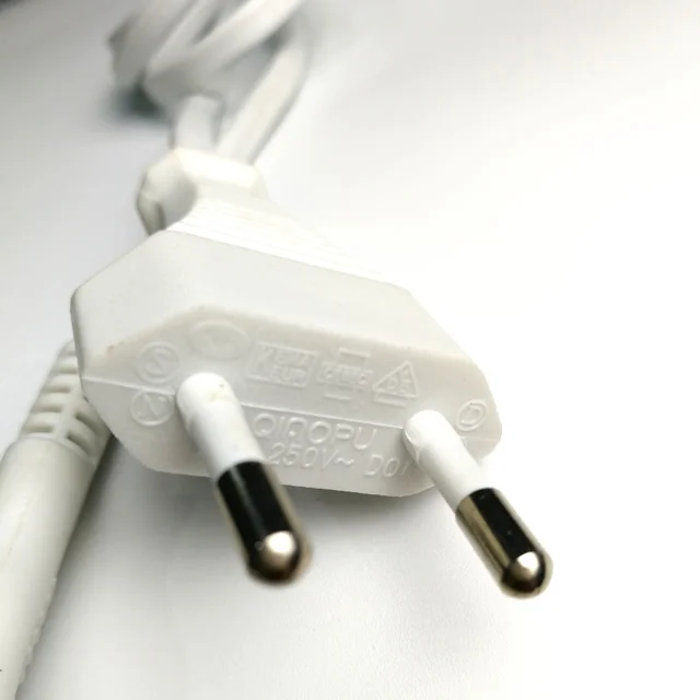 Неполяризованные 2-контактный Европейский евровилка, чтобы понять-восемь 6 ft. Шнур питания переменного тока