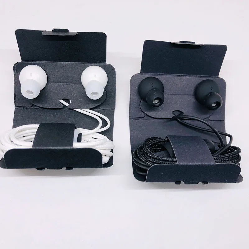 Samsung earphone (4).jpg