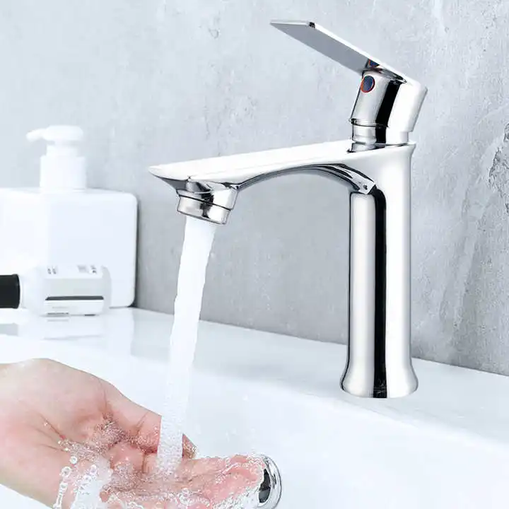 Санитарный кран для холодной воды