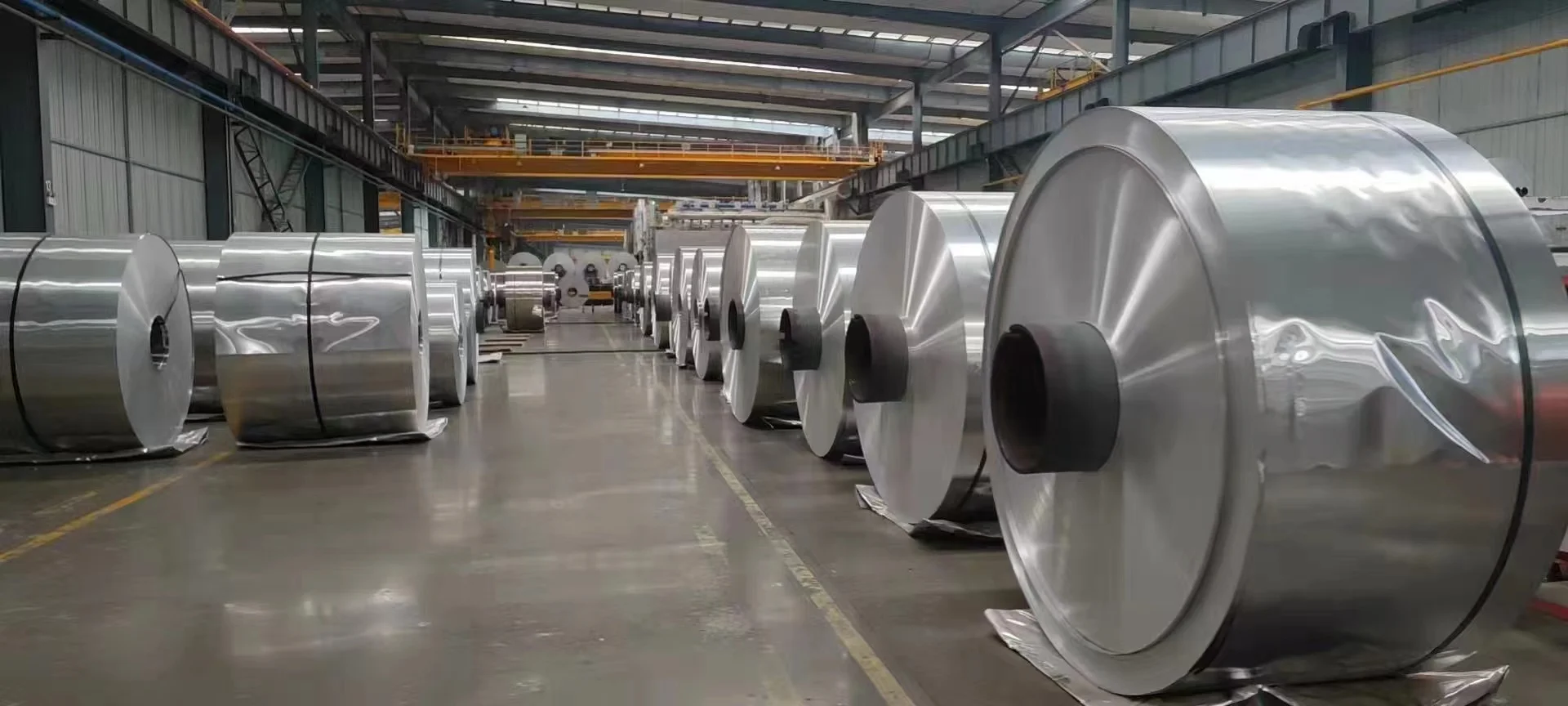 Prime quality cigarette aluminium foil paper aluminium foil jumbo roll food packaging