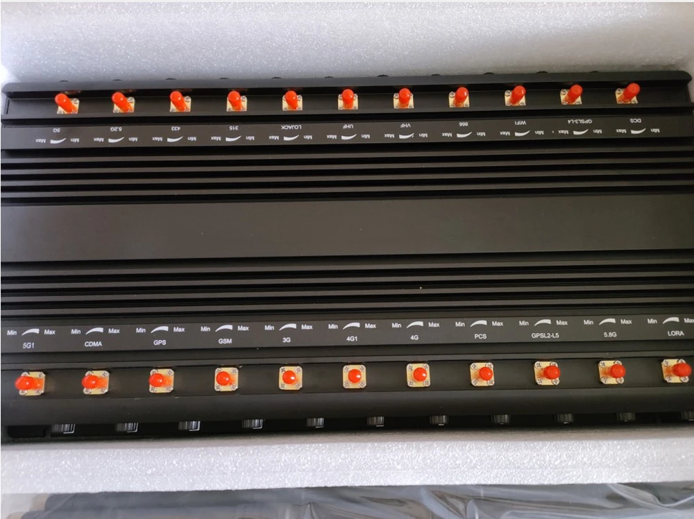 22 Channels Desktop VHF UHF GSM CDMA LTE 2G 3G 4G 5G Lojack GPS Customized Signal Detector Device