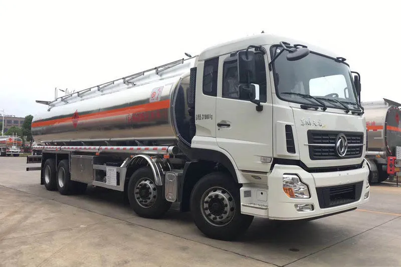 Crude oil transportation 35000 liters petrol fuel tanker truck