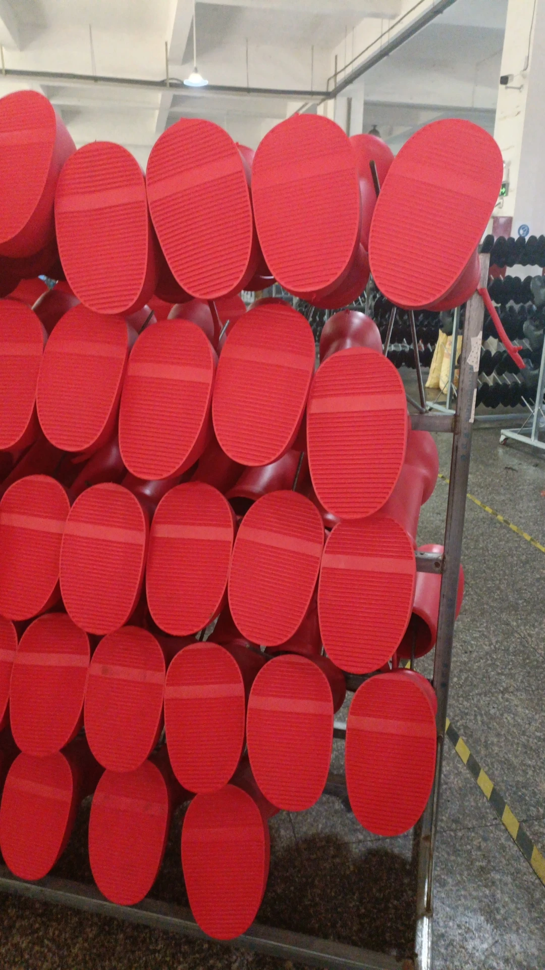 Mid-leg boots custom wave Big Red Boot body boot 2023 new design latest Wholesale factory manufacturer sneaker