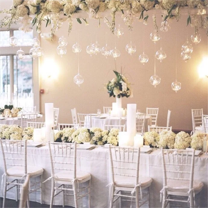 Annual hot sale Stackable custom color wedding banquet hotel adults resin white chivari chairs