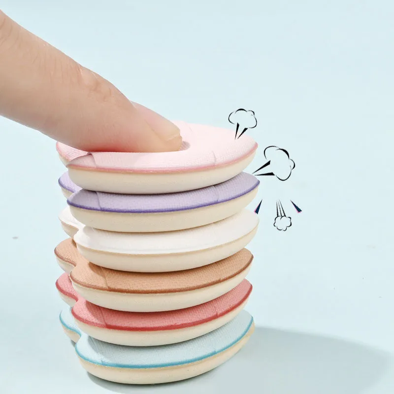 Custom logo Heart Shape Finger Mini air Cushion Puff Cosmetic Makeup Sponge Powder Puff for Liquid Foundation Concealer