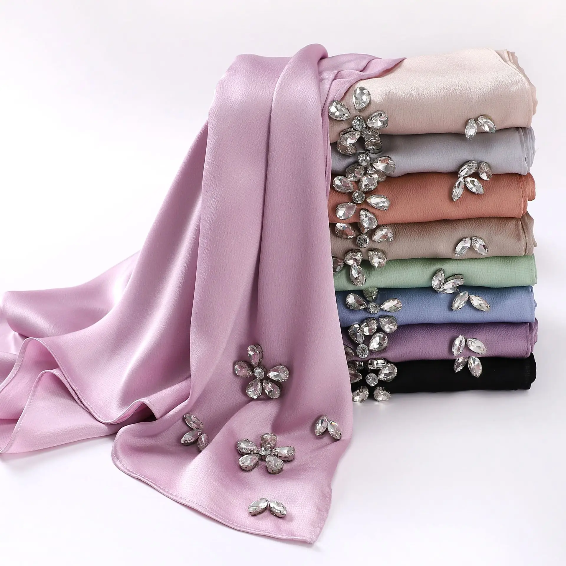 2023 Newest Design Imitated Silk Scarf Lady Scarf Hijab Fashion Muslim Women Satin Shawl With Diamond