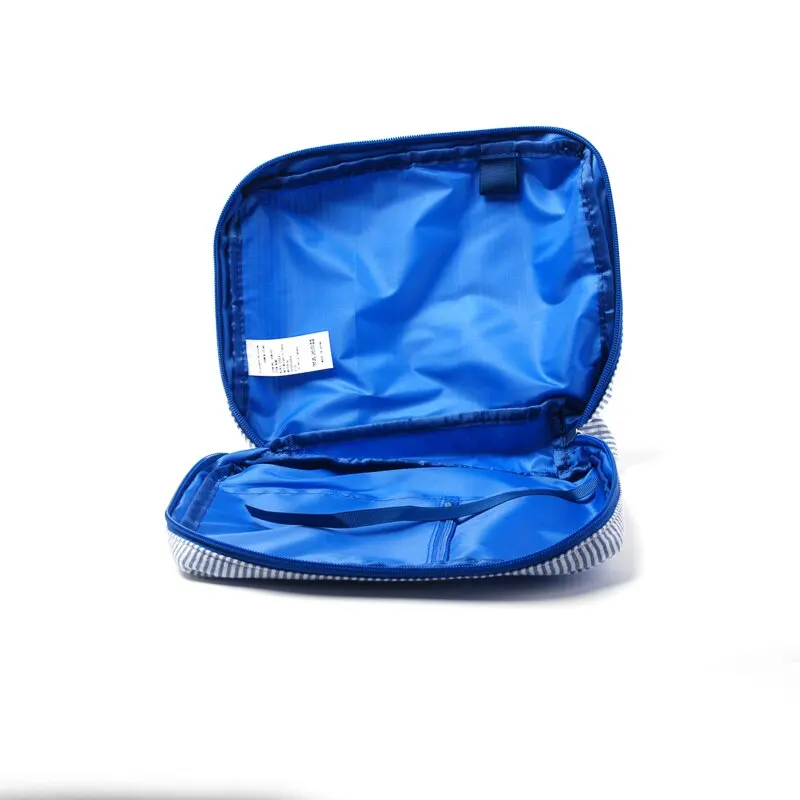 
CFP B090 Bible Carrier Seersucker Bible Case Book Cover 