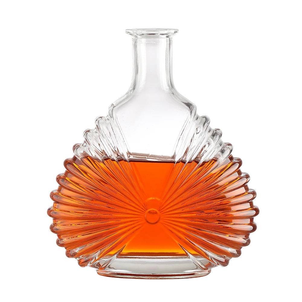 Customized 700ml crystal fancy high-quality XO Brandy Cognac whiskey vodka rum tequila liquor glass bottles