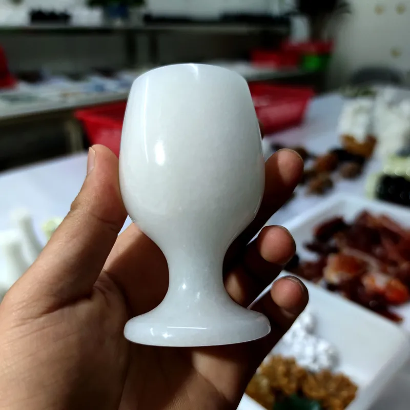 
Hot Selling Sale Crystal Stone Carved Polishing Quartz Sculpture Craft For Gifts 