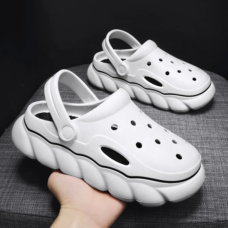 Wholesale Hot Sale EVA Hole Shoes Beach Women Colorful Simple Style Sandals Thick Soled Slippers