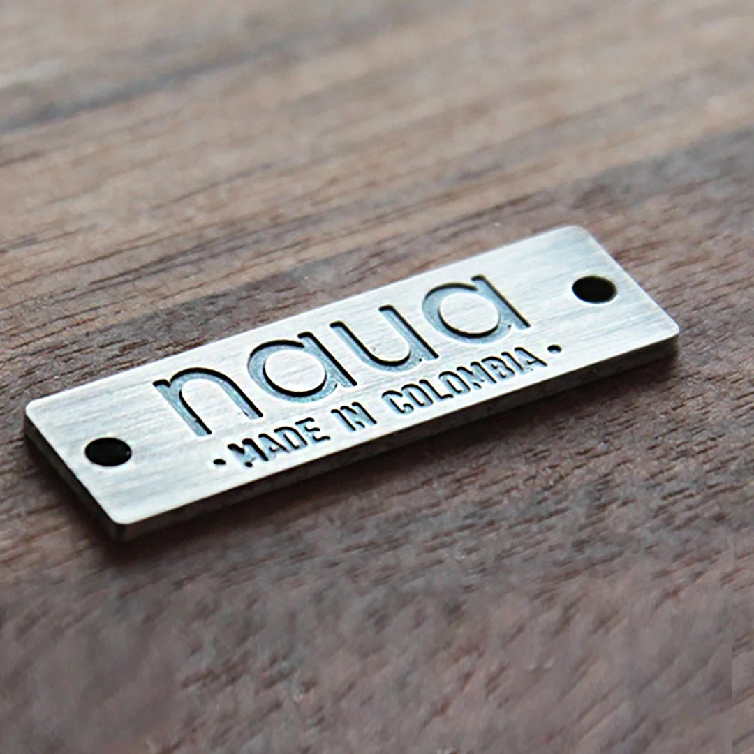 Custom Metal badge tags Zinc alloy brand logo Personalized metal signage for handbags, clothing, hats and leather accessories