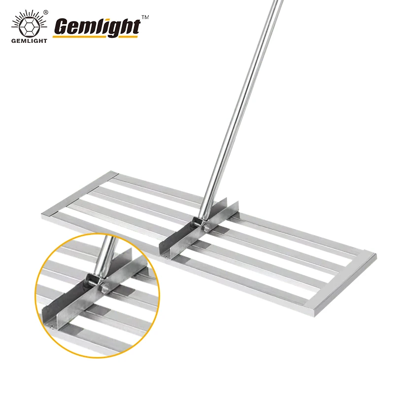 Galvanized Metal Lawn Leveling Hand Tool Wide Stainless Steel Lawn Leveling Rake for Golf Course
