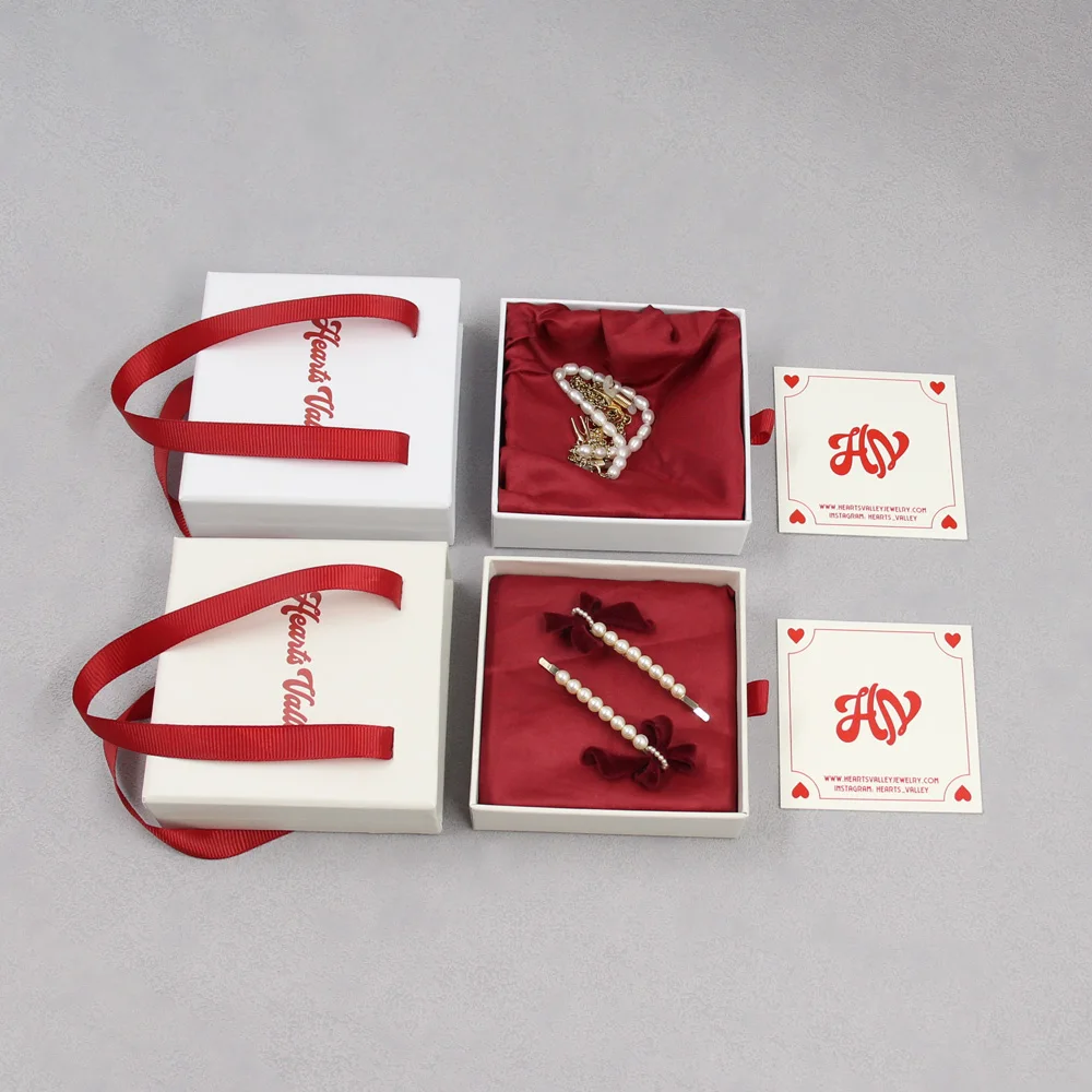 New Style Factory Wholesale Ring Necklace Bangle Wedding Gift Packaging Custom logo Jewelry Box with Ribbon Handle