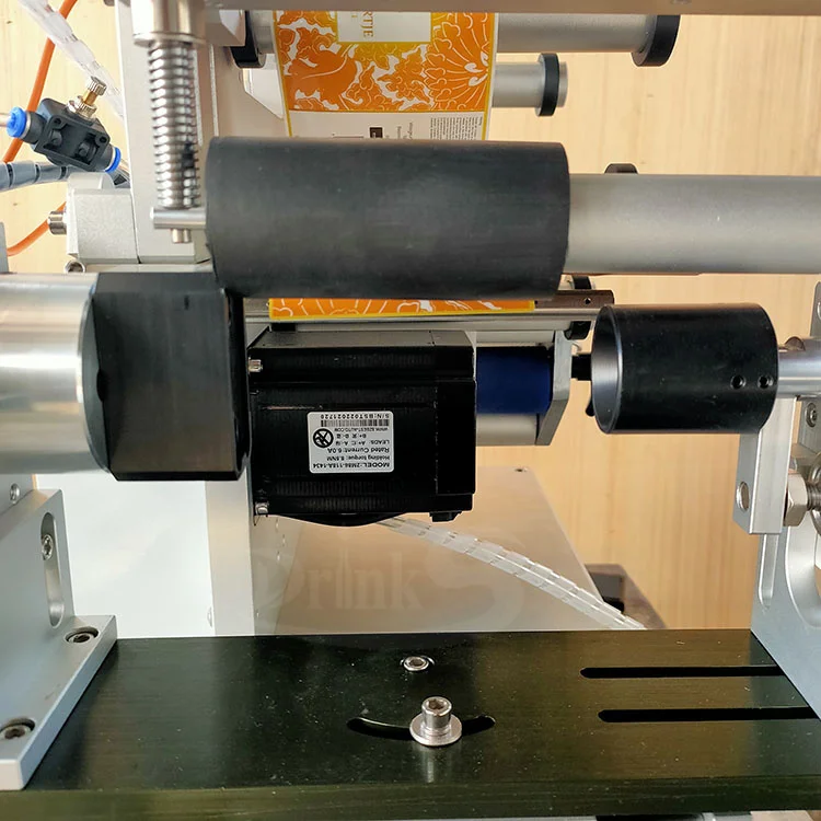 Factory Jar Round Bottle Labeling Machine Semi Automatic Label Equipment Manual Sticker Label Machine for Plastic Glass Bottle