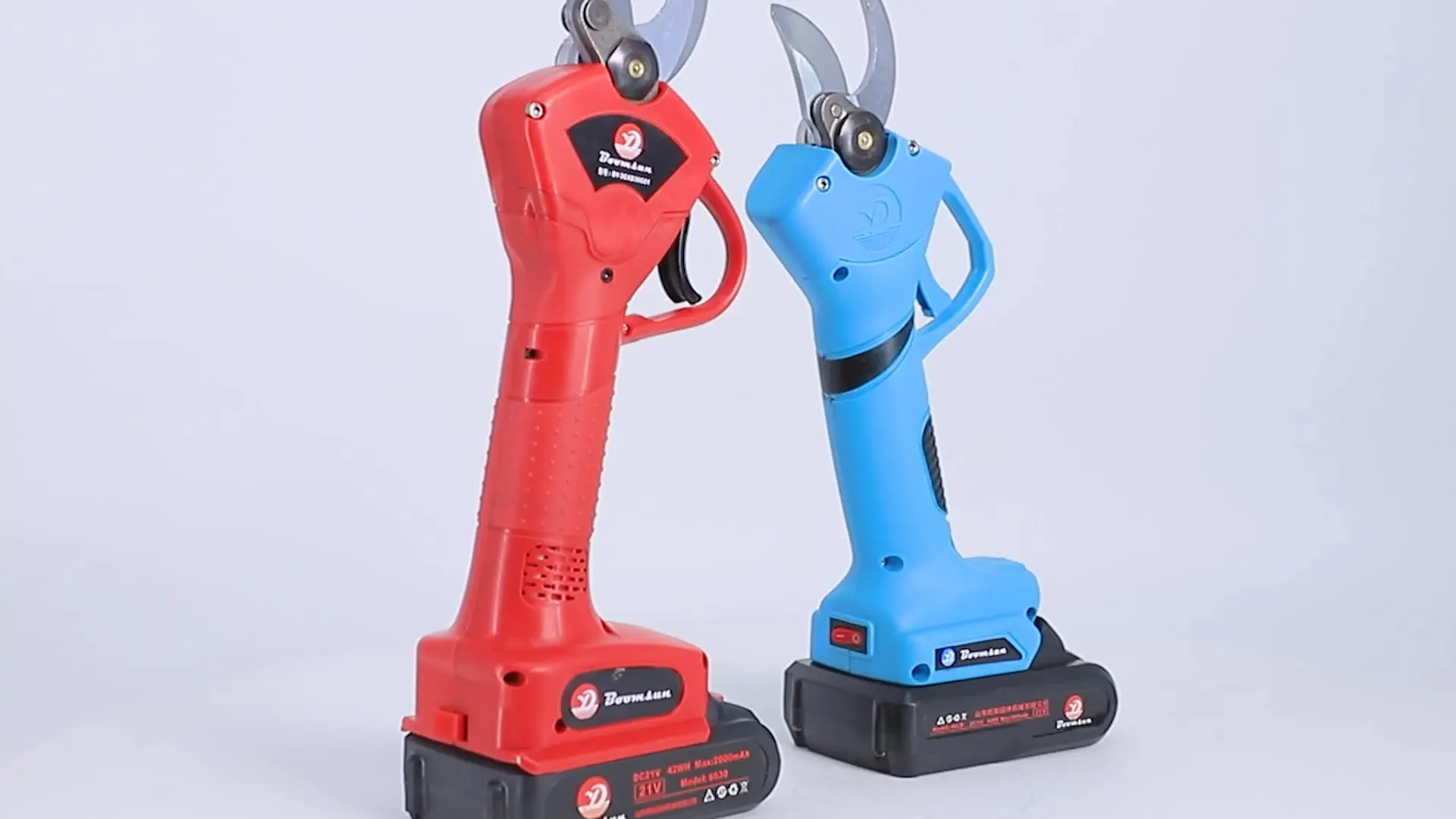 electric pruning shear.jpg