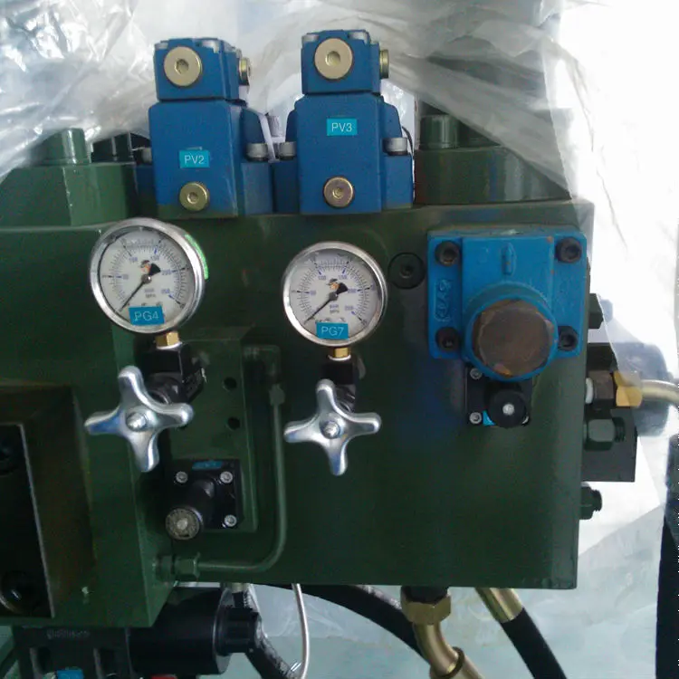 Small continuous brass zinc alloy cold chamber die casting machine