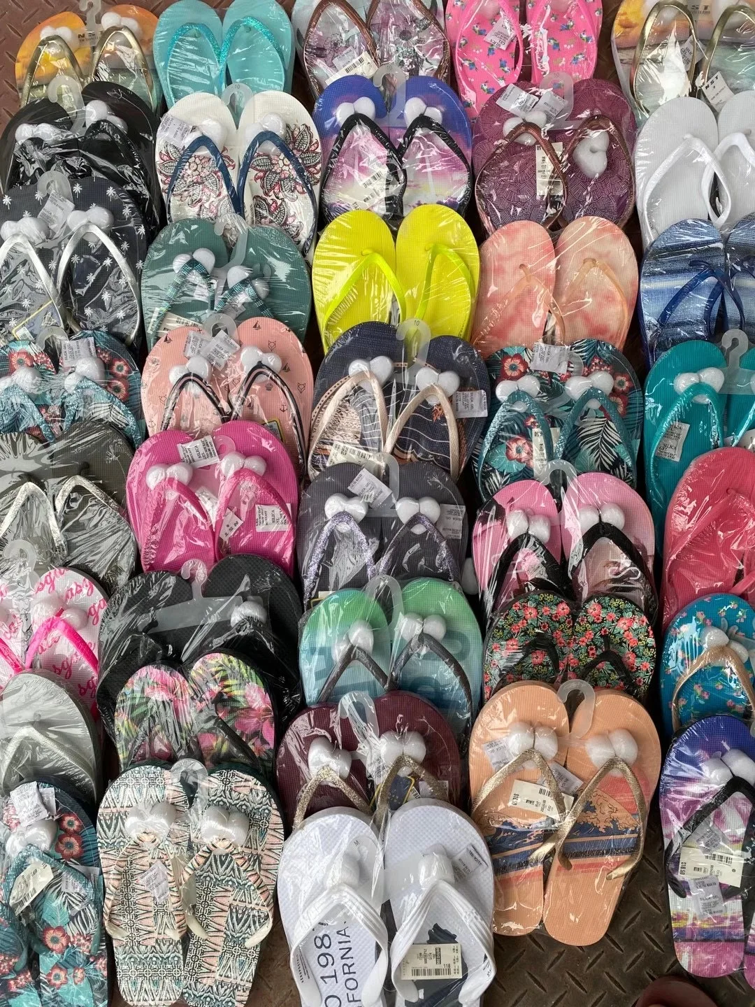 Wholesale Flipflops Casual Slippers Summer Beach Sandals Men Flat Flip Flops Women Sandales Femmes flip-flops slippers