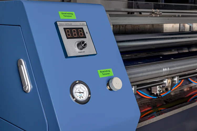 KANA-1700 Automatic Low Temperature Large Format 1650mm Wide Format Cold Film Laminating Machine Price in China