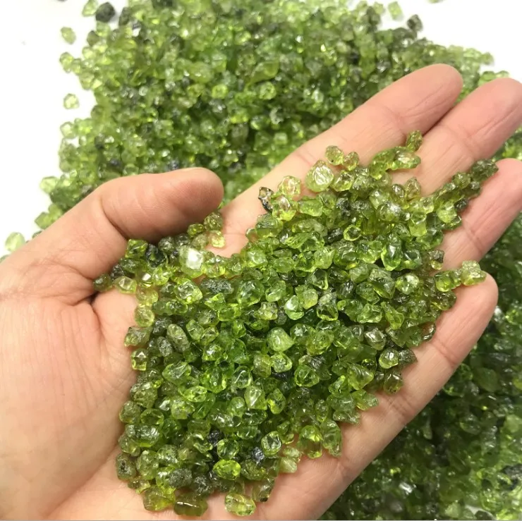Natural olivine gravel olivine stone Crystal Tumbled Stone Crystals Healing Stones