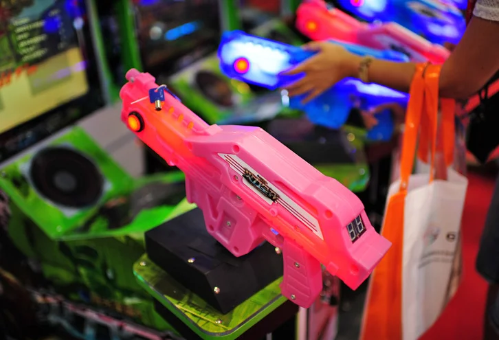 Dinibao hot and cheap gun shooting simulator ultra firepower 3 IN 1 arcade shooting game machines