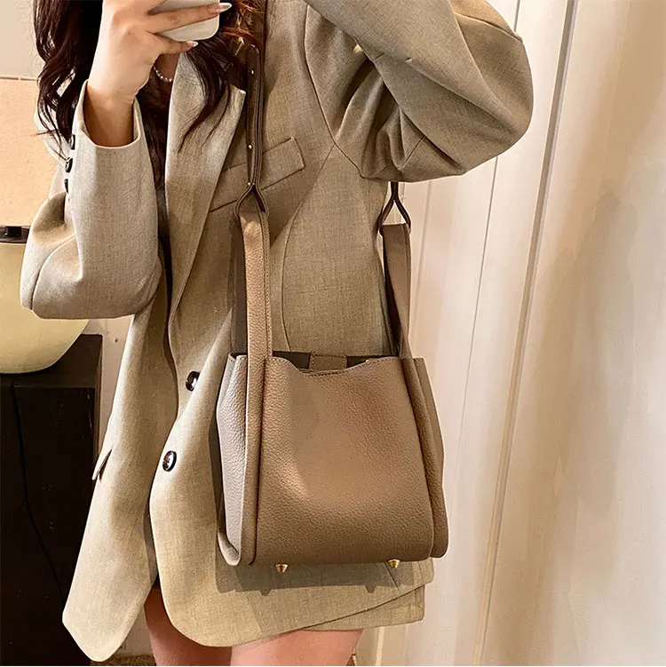 2024 Vintage Open handbag Larger capacity  leisure outdoor shoulder bags litchi pattern Pu leather Bags for Women
