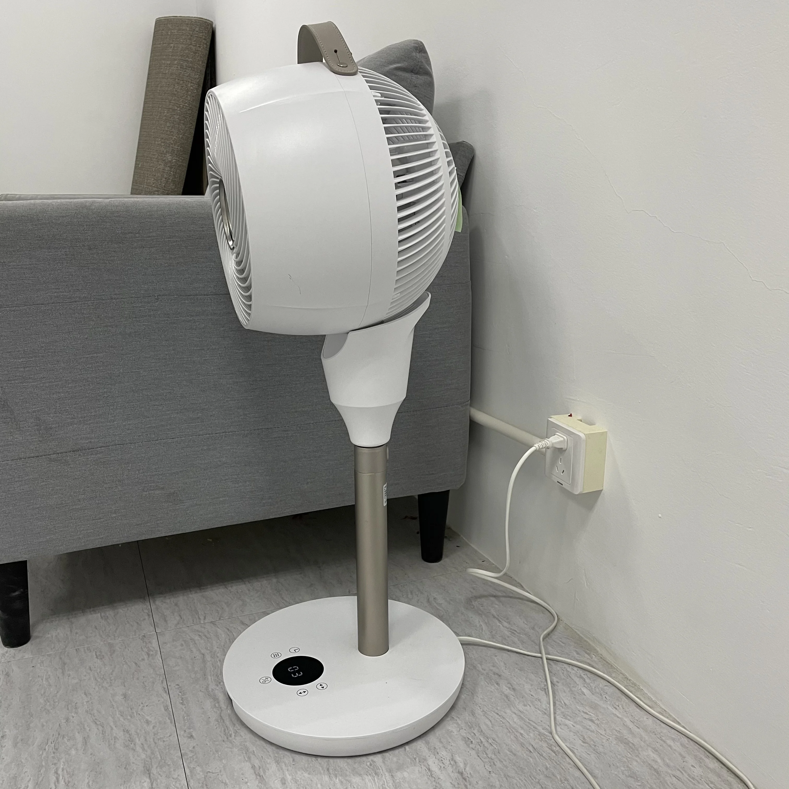 
Airdog Available In Large Quantities Greenhouse Circulation Standing Fan 